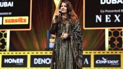 Aishwarya delivered a heartwarming speech after winning Best Actress in a Leading Role (Critics) for her role in Mani Ratnam’s Ponniyin Selvan: II. Aishwarya delivered a heartwarming speech after winning Best Actress in a Leading Role (Critics) for her role in Mani Ratnam’s Ponniyin Selvan: II.
