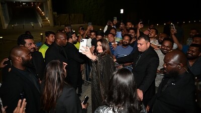 Aishwarya also indulged fans at the event with a selfie as Aaradhya looked on, being her biggest cheerleader at the awards ceremony. Aishwarya also indulged fans at the event with a selfie as Aaradhya looked on, being her biggest cheerleader at the awards ceremony.