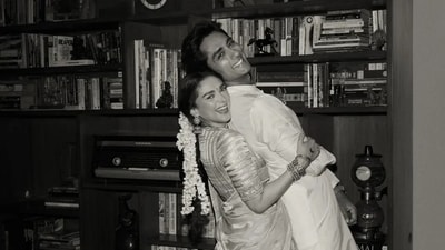 Aditi looked stunning in traditional bridal attire, while Siddharth complemented her in a classic groom’s outfit. 