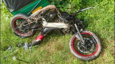 The mangled bike. (Parveen Kumar/HT Photo) The mangled bike. (Parveen Kumar/HT Photo)