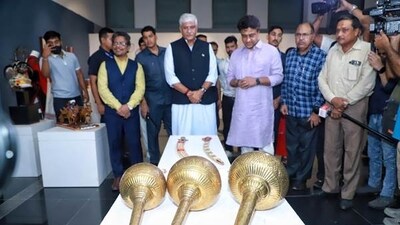 E-auction of Modi's mementos begins (PIB) E-auction of Modi's mementos begins (PIB)