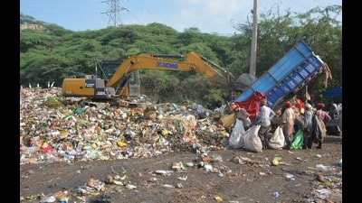 Alongside the virtual campaign, Panchkula residents have been holding protests, seeking the shifting of the dump yard that has become a health and environment concern. (Sant Arora/HT) Alongside the virtual campaign, Panchkula residents have been holding protests, seeking the shifting of the dump yard that has become a health and environment concern. (Sant Arora/HT)