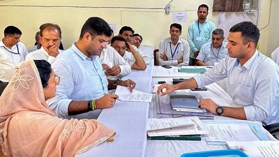 Jind: JJP candidate from Uchana Kalan assembly constituency and former deputy chief minister Dushyant Chautala files his nomination papers for Haryana Assembly elections, in Jind, Thursday, Sept 5, 2024. (PTI) Jind: JJP candidate from Uchana Kalan assembly constituency and former deputy chief minister Dushyant Chautala files his nomination papers for Haryana Assembly elections, in Jind, Thursday, Sept 5, 2024. (PTI)