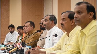 Senior BJP leaders during the launch of the membership drive in Noida on September 5. (Sunil Ghosh/HT Photo) Senior BJP leaders during the launch of the membership drive in Noida on September 5. (Sunil Ghosh/HT Photo)