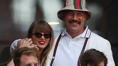 Singer-songwriter Taylor Swift and Travis Kelce of the Kansas City Chiefs attend the Men's Singles Final match between Taylor Fritz of the United States and Jannik Sinner of Italy on Day Fourteen of the 2024 US Open at USTA Billie Jean King National Tennis Center on September 08, 2024 in the Flushing neighbourhood of the Queens borough of New York City. (Getty Images via AFP) Singer-songwriter Taylor Swift and Travis Kelce of the Kansas City Chiefs attend the Men's Singles Final match between Taylor Fritz of the United States and Jannik Sinner of Italy on Day Fourteen of the 2024 US Open at USTA Billie Jean King National Tennis Center on September 08, 2024 in the Flushing neighbourhood of the Queens borough of New York City. (Getty Images via AFP)