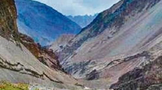 The Indus Waters Treaty was signed in 1960 after nine years of negotiations between India and Pakistan, and it was brokered by the World Bank, which too is a signatory. (HT PHOTO)