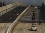 One flyover will be for vehicles coming from the Ghatkopar-Mankhurd Link Road flyover to Vashi. (HT FILE) One flyover will be for vehicles coming from the Ghatkopar-Mankhurd Link Road flyover to Vashi. (HT FILE)