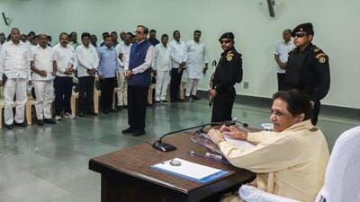 Bahujan Samaj Party chief Mayawati chairing a party meeting in Lucknow on Thursday. (ANI PHOTO) Bahujan Samaj Party chief Mayawati chairing a party meeting in Lucknow on Thursday. (ANI PHOTO)
