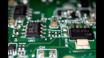 FILE PHOTO: Semiconductor chips are seen on a printed circuit board in this illustration picture taken February 17, 2023. REUTERS/Florence Lo/Illustration/File Photo (REUTERS) FILE PHOTO: Semiconductor chips are seen on a printed circuit board in this illustration picture taken February 17, 2023. REUTERS/Florence Lo/Illustration/File Photo (REUTERS)