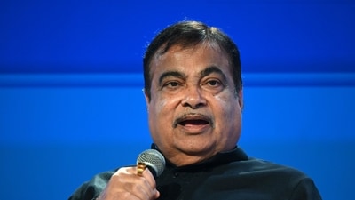 Nitin Gadkari reprimanded contractors over poorly maintained roads, promising to blacklist those failing to meet standards and seize bank guarantees. (Bloomberg) Nitin Gadkari reprimanded contractors over poorly maintained roads, promising to blacklist those failing to meet standards and seize bank guarantees. (Bloomberg)