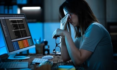 "Burnout occurs when stress becomes chronic and exceeds individual resilience. It results in a deeper sense of hopelessness and disconnection, marked by a lack of motivation, energy, and purpose that persists despite taking breaks." explains Dr. Sneha Sharma, Consultant-Psychiatry at Aakash Healthcare, New Delhi. "Burnout occurs when stress becomes chronic and exceeds individual resilience. It results in a deeper sense of hopelessness and disconnection, marked by a lack of motivation, energy, and purpose that persists despite taking breaks." explains Dr. Sneha Sharma, Consultant-Psychiatry at Aakash Healthcare, New Delhi.
