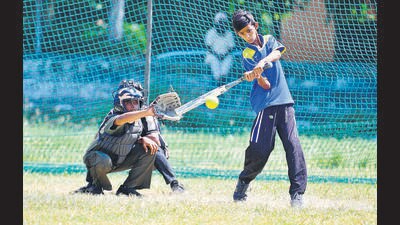 A cricket match in progress as part of the Khedan Watan Punjab Diyan at SCD collage in Ludhiana on Friday. (HT Photo) A cricket match in progress as part of the Khedan Watan Punjab Diyan at SCD collage in Ludhiana on Friday. (HT Photo)