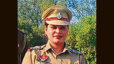 Daba station-house officer (SHO) sub-inspector Gurshinder Kaur. (HT Photo) Daba station-house officer (SHO) sub-inspector Gurshinder Kaur. (HT Photo)