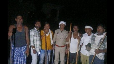 Forest team and local people patrolling Padhohiya village to avert a wolf attack (Sourced) Forest team and local people patrolling Padhohiya village to avert a wolf attack (Sourced)