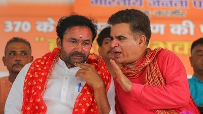 Union Minister G Kishan Reddy (L) and J&K BJP President Ravinder Raina (R). (PTI) Union Minister G Kishan Reddy (L) and J&K BJP President Ravinder Raina (R). (PTI)