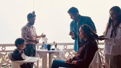 Kareena Kapoor gives a new meaning to work from home, by indulging with her Jeh while getting her hair done. Kareena Kapoor gives a new meaning to work from home, by indulging with her Jeh while getting her hair done.