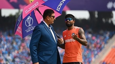 Ravi Shastri makes a sold point regarding Hardik Pandya. (Getty) Ravi Shastri makes a sold point regarding Hardik Pandya. (Getty)