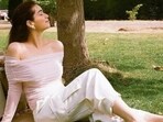 Sara Tendulkar basked in the sun on the picnic, radiating soft, romantic energy.