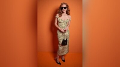 Jessica Chastain stole the spotlight at the Gucci show in a stunning off-the-shoulder floral dress, complete with black sunglasses, pointed heels, and a coordinating mini-bag. (Instagram) Jessica Chastain stole the spotlight at the Gucci show in a stunning off-the-shoulder floral dress, complete with black sunglasses, pointed heels, and a coordinating mini-bag. (Instagram)