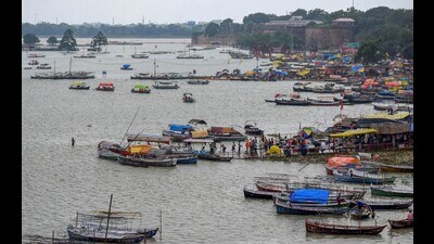 A survey will also be done to facilitate the project connecting various mythological, historical, and cultural sites, including Lucknow’s Chikankari hubs, Prayagraj’s ghats for Mahakumbh, temples, and spiritual centers. (PTI) A survey will also be done to facilitate the project connecting various mythological, historical, and cultural sites, including Lucknow’s Chikankari hubs, Prayagraj’s ghats for Mahakumbh, temples, and spiritual centers. (PTI)