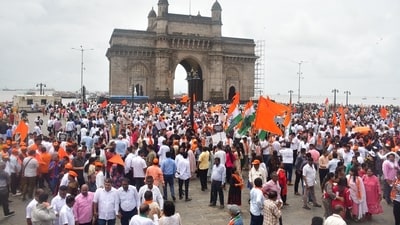 Migrants comprise 43.02% of Mumbai’s 23.5 million heaving urban mass, according to the 2011 Census.  (Photo by Bhushan Koyande/HT Photo)
