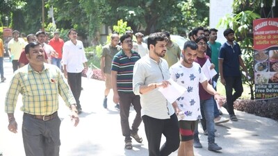 Candidates are seen leaving the exam centre after appearing in the UPSC Civil Services Main Examination 2024 in Patna. (Santosh Kumar ) Candidates are seen leaving the exam centre after appearing in the UPSC Civil Services Main Examination 2024 in Patna. (Santosh Kumar )