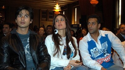 Kareena Kapoor with Shahid Kapoor and Salman Khan during a meet for IIFA Rocks 2005. Kareena Kapoor with Shahid Kapoor and Salman Khan during a meet for IIFA Rocks 2005.