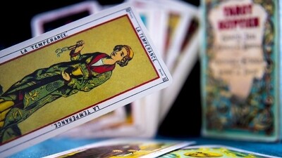 Read on to find out your Tarot reading for the coming week. (Unsplash)