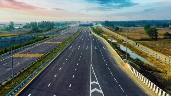 The project aims to cut traffic on the Mumbai-Pune Expressway by 50% and enhance regional economic ties. (Pic for representation)