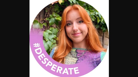 The image shows a UK-based graphic designer who added a “desperate” banner on her LinkedIn profile. (LinkedIn/Courtney Summer Myers)