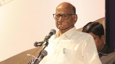 Sharad Pawar said that the opposition alliance in the state is deliberating upon the seat sharing in the state and a final formula is likely in the next 10 days. (HT FILE) Sharad Pawar said that the opposition alliance in the state is deliberating upon the seat sharing in the state and a final formula is likely in the next 10 days. (HT FILE)