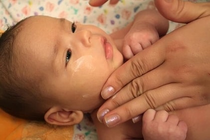 For kids with sensitive skin, fragrances in skincare products are a major source of allergic reactions (Shutterstock) For kids with sensitive skin, fragrances in skincare products are a major source of allergic reactions (Shutterstock)