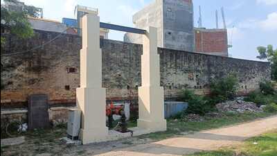 A new tube well in Daraganj locality of Prayagraj (HT) A new tube well in Daraganj locality of Prayagraj (HT)