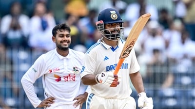 Rishabh Pant doing Rishabh Pant things (AFP) Rishabh Pant doing Rishabh Pant things (AFP)