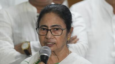 West Bengal chief minister Mamata Banerjee addresses the media after an administrative meeting regarding the flood situation in the state, in Purba Bardhaman district on Monday. (PTI) West Bengal chief minister Mamata Banerjee addresses the media after an administrative meeting regarding the flood situation in the state, in Purba Bardhaman district on Monday. (PTI)