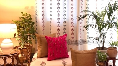 Decorate your home with beautiful and functional pottery pieces. Choose from a variety of styles, including terracotta, ceramic, and metalwork. Decorate your home with beautiful and functional pottery pieces. Choose from a variety of styles, including terracotta, ceramic, and metalwork.