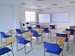 Florida officials are pressuring schools to roll back lessons not only on sexual activity, but also on contraceptives, human development, abuse and domestic violence. (Photo credits: Pixabay) Florida officials are pressuring schools to roll back lessons not only on sexual activity, but also on contraceptives, human development, abuse and domestic violence. (Photo credits: Pixabay)