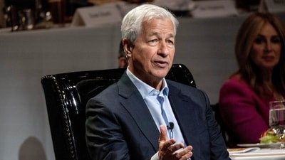 JPMorgan CEO Jamie Dimon emphasized the importance of US-India economic relations and criticized over-reliance on China, advocating for diverse supply chains and better policies. (Bloomberg) JPMorgan CEO Jamie Dimon emphasized the importance of US-India economic relations and criticized over-reliance on China, advocating for diverse supply chains and better policies. (Bloomberg)