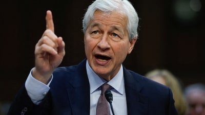 Jamie Dimon of JP Morgan acknowledged ongoing global recession risks while praising the resilience of the US and Indian economies. He indicated that geopolitical factors and everyday economic activities will influence future market trends more than interest rates. (Reuters)