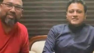 Mauris Noronha (left) with Uddhav Sena leader Abhishek Ghosalkar on a Facebook live on Thursday in which the Sena leader was shot by Noronha (Video screengrab)