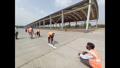 The Sector 39 grain market in Chandigarh was planned in 2002 to decongest the Sector 26 grain market, which had no room for further expansion. (HT Photo) The Sector 39 grain market in Chandigarh was planned in 2002 to decongest the Sector 26 grain market, which had no room for further expansion. (HT Photo)