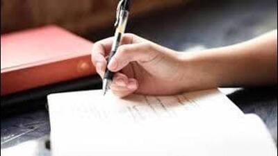 The life-changing lesson would not have struck me had I not closely noted the gradual spirited recovery of my handy right hand. (HT File) The life-changing lesson would not have struck me had I not closely noted the gradual spirited recovery of my handy right hand. (HT File)