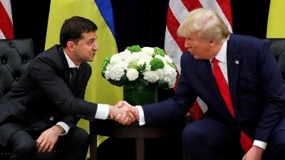 FILE PHOTO: Ukraine's President Volodymyr Zelenskiy greets U.S. President Donald Trump during a bilateral meeting on the sidelines of the 74th session of the United Nations General Assembly (UNGA) in New York City, New York, U.S., September 25, 2019. REUTERS/Jonathan Ernst/File Photo (REUTERS)