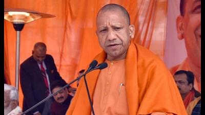 CM Yogi Adityanath offered floral tributes at Deendayal Vatika and enrolled five new members at booth number 228. (Sourced) CM Yogi Adityanath offered floral tributes at Deendayal Vatika and enrolled five new members at booth number 228. (Sourced)