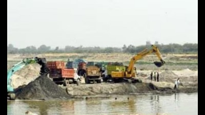 Illegal sand mining on the banks of the river had been a persistent issue in the Thakurdwara region for many years. (Sourced) Illegal sand mining on the banks of the river had been a persistent issue in the Thakurdwara region for many years. (Sourced)