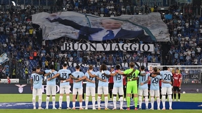 About 60 Lazio fans detained with weapons ahead of Europa League game in Hamburg (REUTERS)