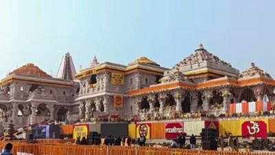 Ram Janmabhoomi temple chief priest Acharya Satyendra Das called for a “complete ban” on ‘prasad’ prepared by external agencies in all major temples. (HT_PRINT) Ram Janmabhoomi temple chief priest Acharya Satyendra Das called for a “complete ban” on ‘prasad’ prepared by external agencies in all major temples. (HT_PRINT)