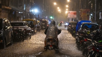 Mumbai rain live updates: Five hours of heavy rainfall in Mumbai, India's financial capital which is the costliest real estate market in the country where apartments are sold for almost ₹1.50 lakh per sq ft and above, caught citizens returning from office unawares. ( (Photo by Raju Shinde/HT Photo)) Mumbai rain live updates: Five hours of heavy rainfall in Mumbai, India's financial capital which is the costliest real estate market in the country where apartments are sold for almost ₹1.50 lakh per sq ft and above, caught citizens returning from office unawares. ( (Photo by Raju Shinde/HT Photo))