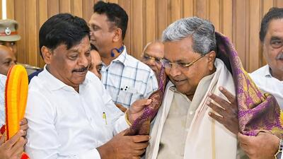 Karnataka CM Siddaramaiah being welcomed by Congress leaders on his arrival at the Nada Habba Dasara, in Mysuru, on Thursday. (PTI) Karnataka CM Siddaramaiah being welcomed by Congress leaders on his arrival at the Nada Habba Dasara, in Mysuru, on Thursday. (PTI)