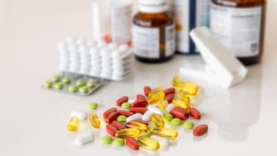 Paracetamol fails CDSCO's quality control: What's next? (Photo: Shutterstock) Paracetamol fails CDSCO's quality control: What's next? (Photo: Shutterstock)